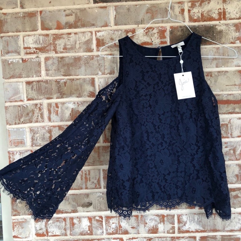 Joie Abay Cold Shoulder Lace Scallop Navy Top XS
